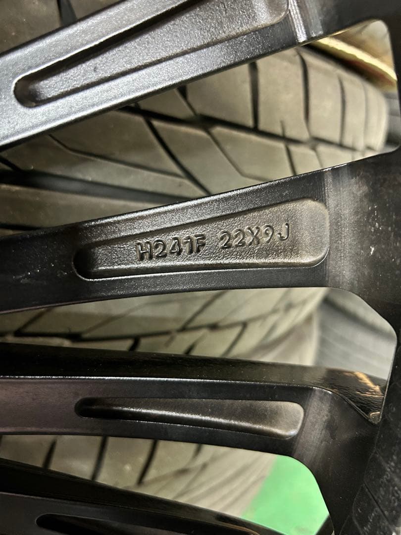 【美品】クレンツェ ヴィルハーム 22インチ　265/40R22 4本セット