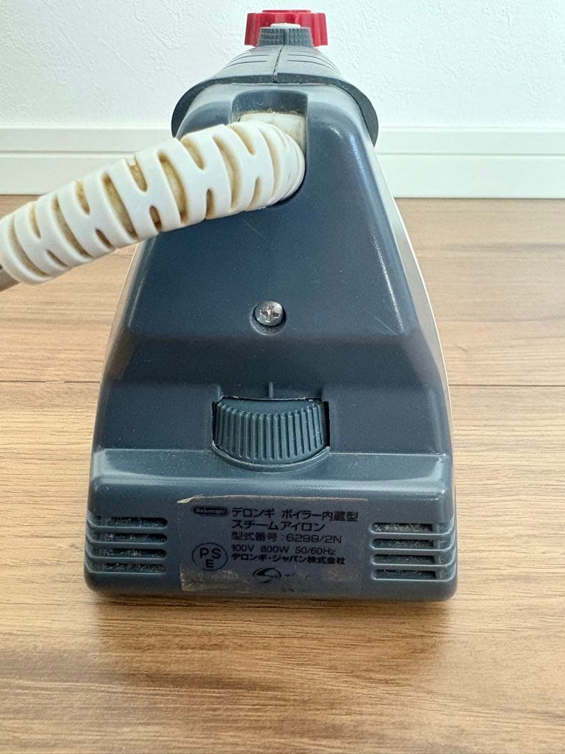 デロンギ ボイラー内蔵型スチームアイロン 6299/2N 　動作確認済み〇
