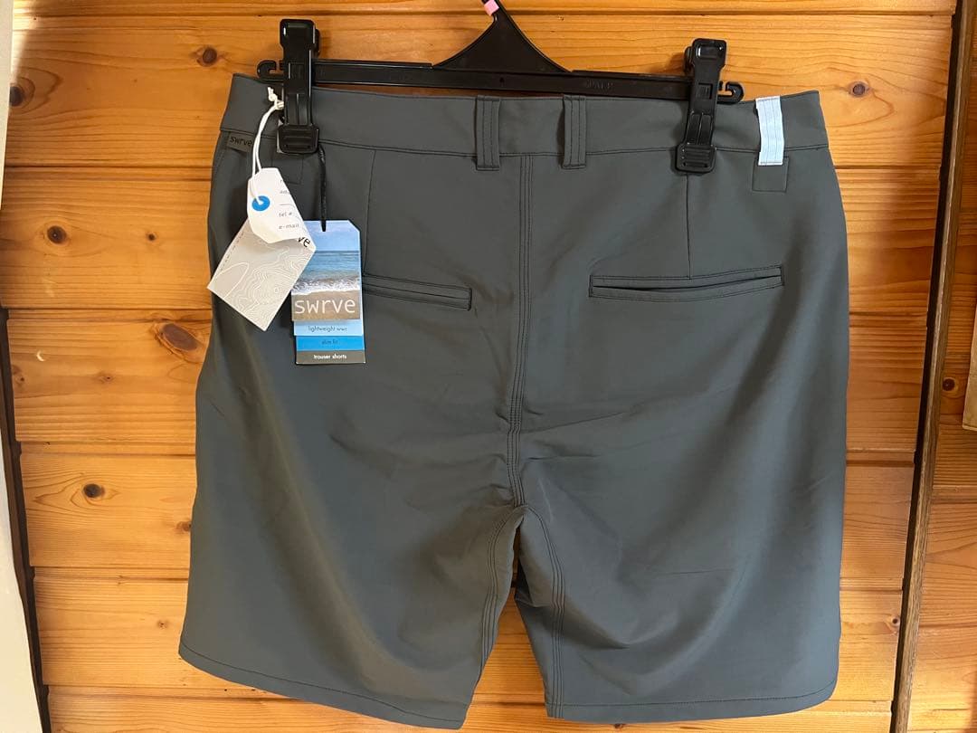 新品　swrve スワーブ　ハーフパンツ　グレー　34