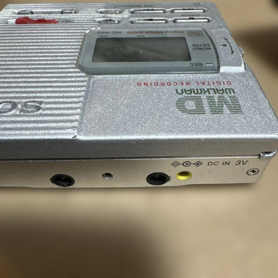 SONY ポータブルMDプレーヤー MZ-R90