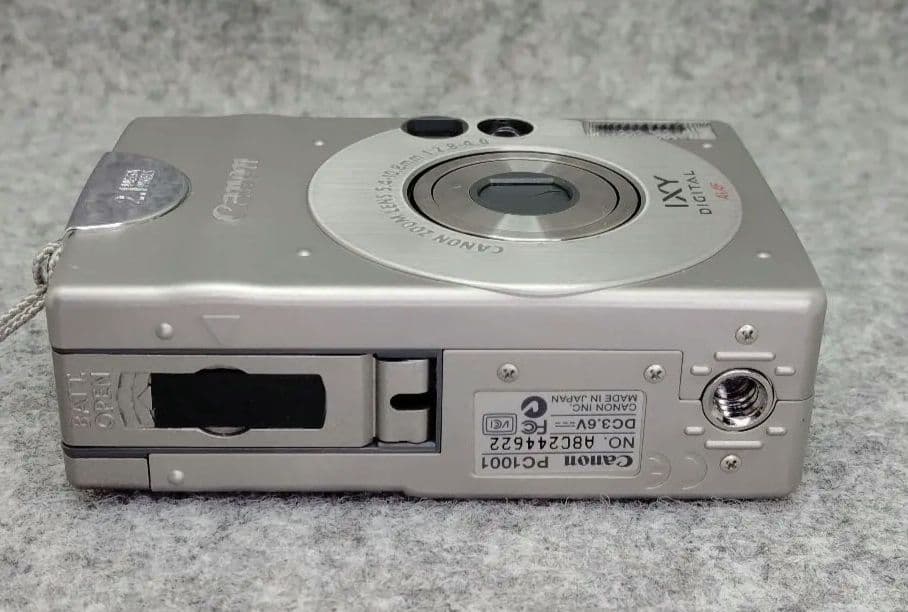 Canon IXY DIGITAL（初代）