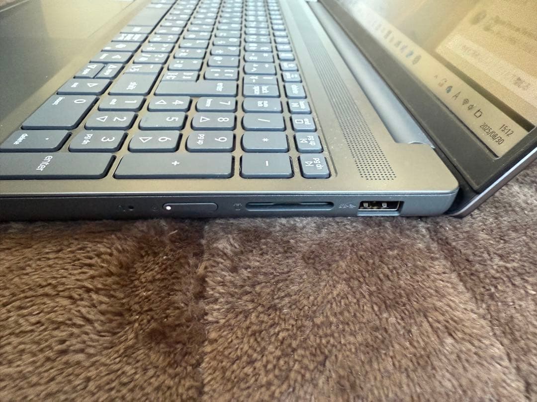 Windowsノート本体 Lenovo IdeaPad Slim 3 15Q8X10