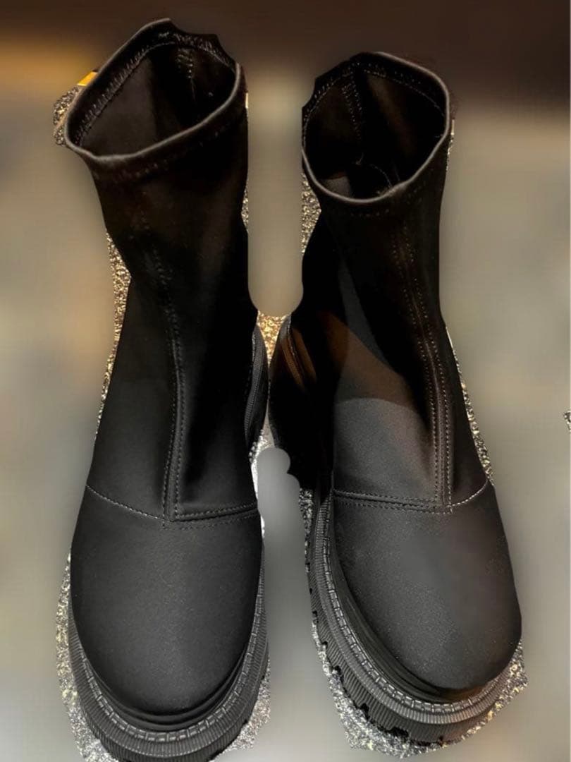 靴 YELLO TOKYO BLACK WEDGE HEEL SHORT BOOTS