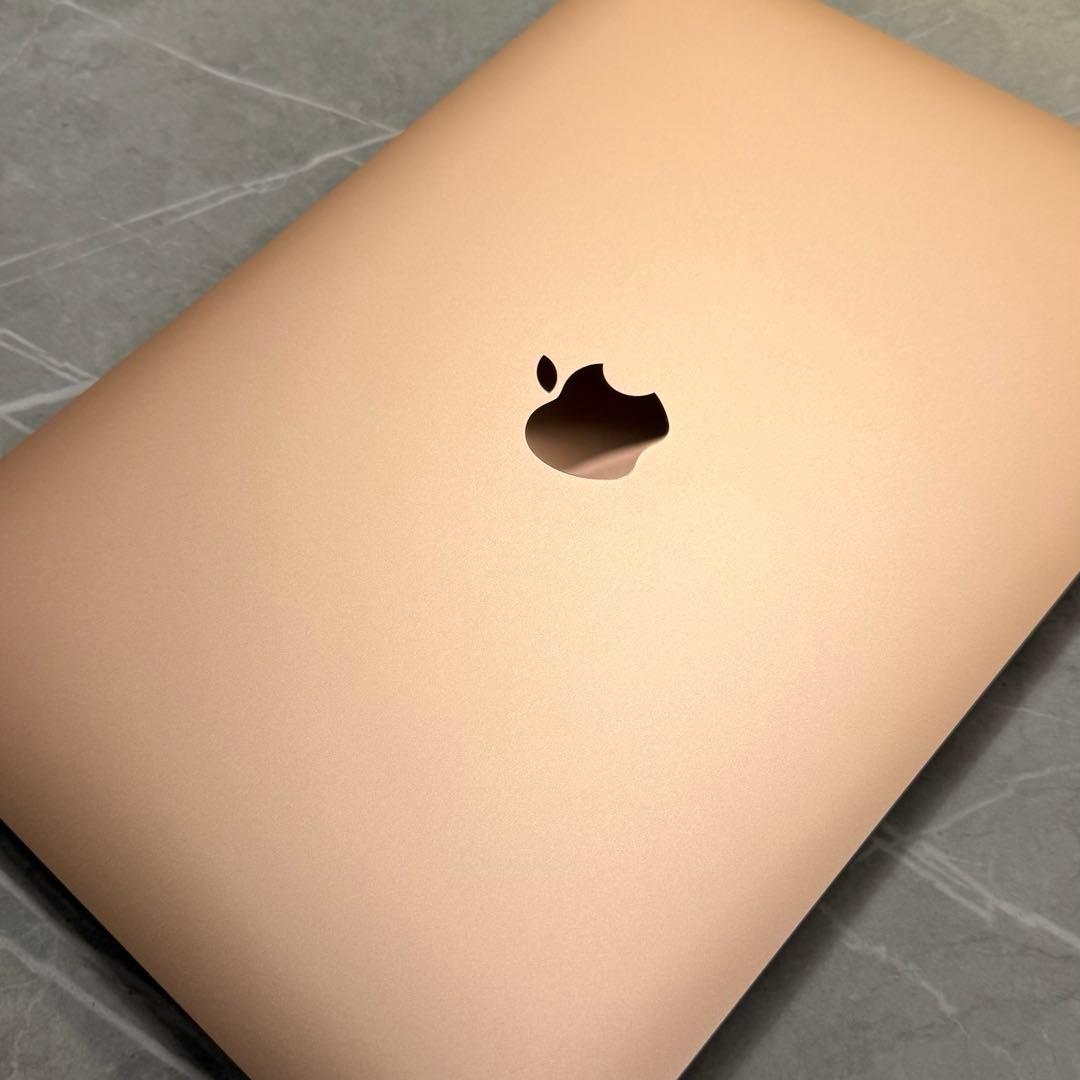 Apple MacBook Air ローズゴールド M1 8g 256gb