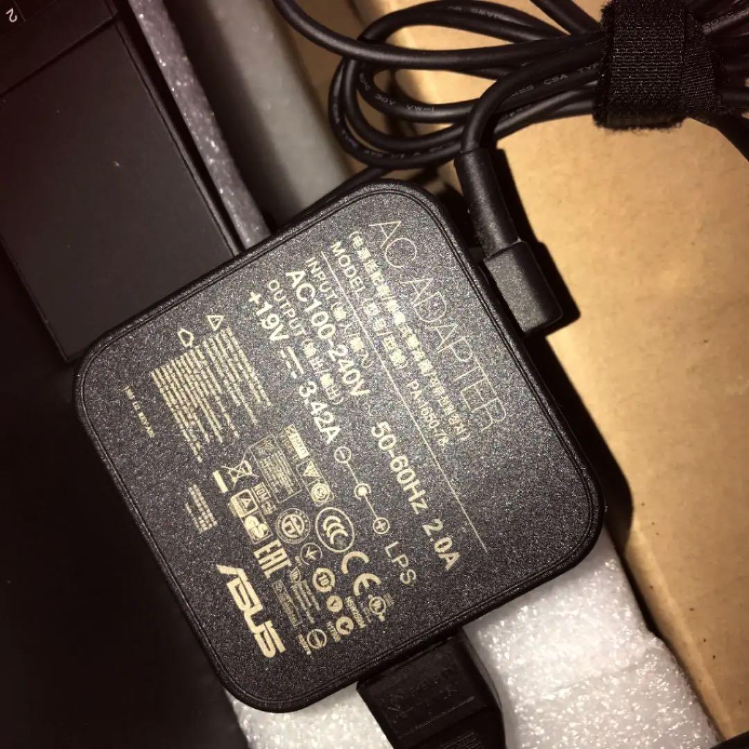 パソコンデスクトップ型