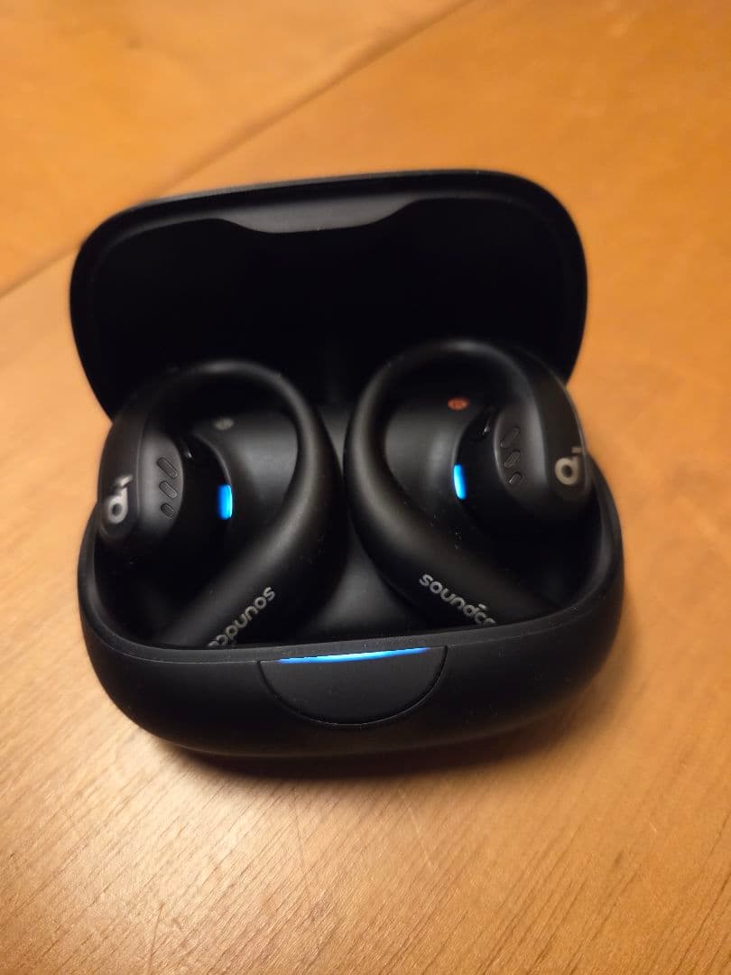 Anker soundcore AeroFit Pro ワイヤレスイヤフォン