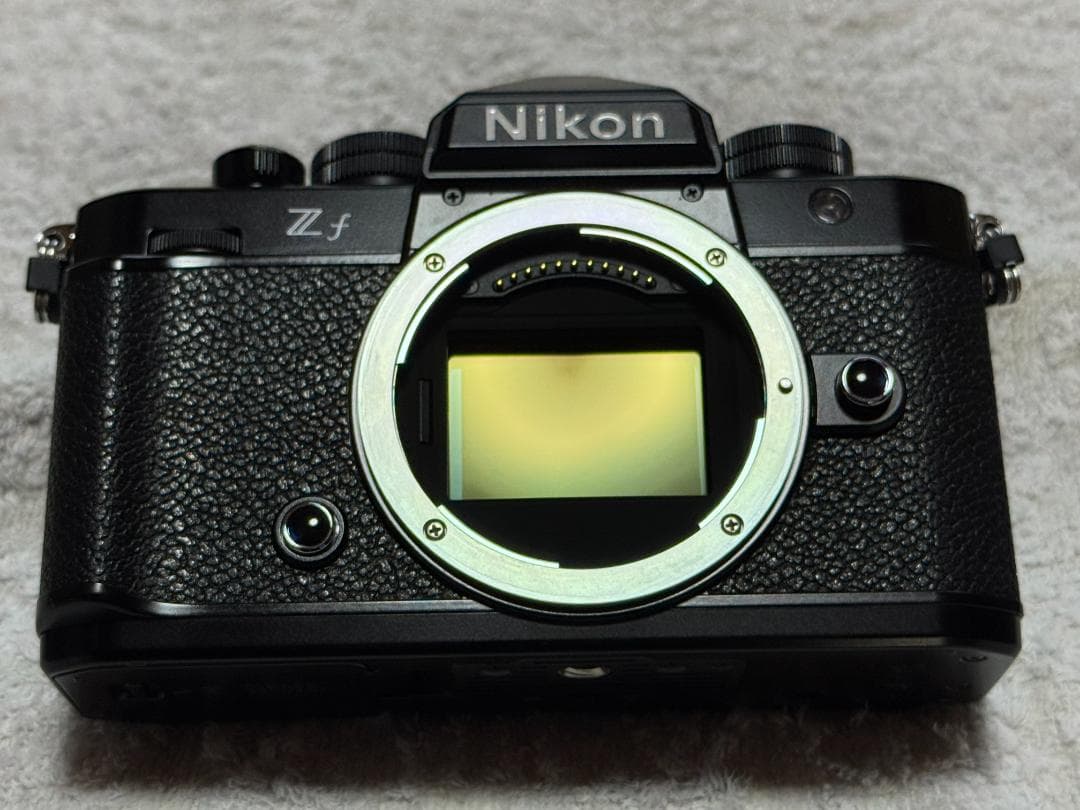 美品　Nikon Zf NIKKOR 40mm f/2 レンズキット　ブラック