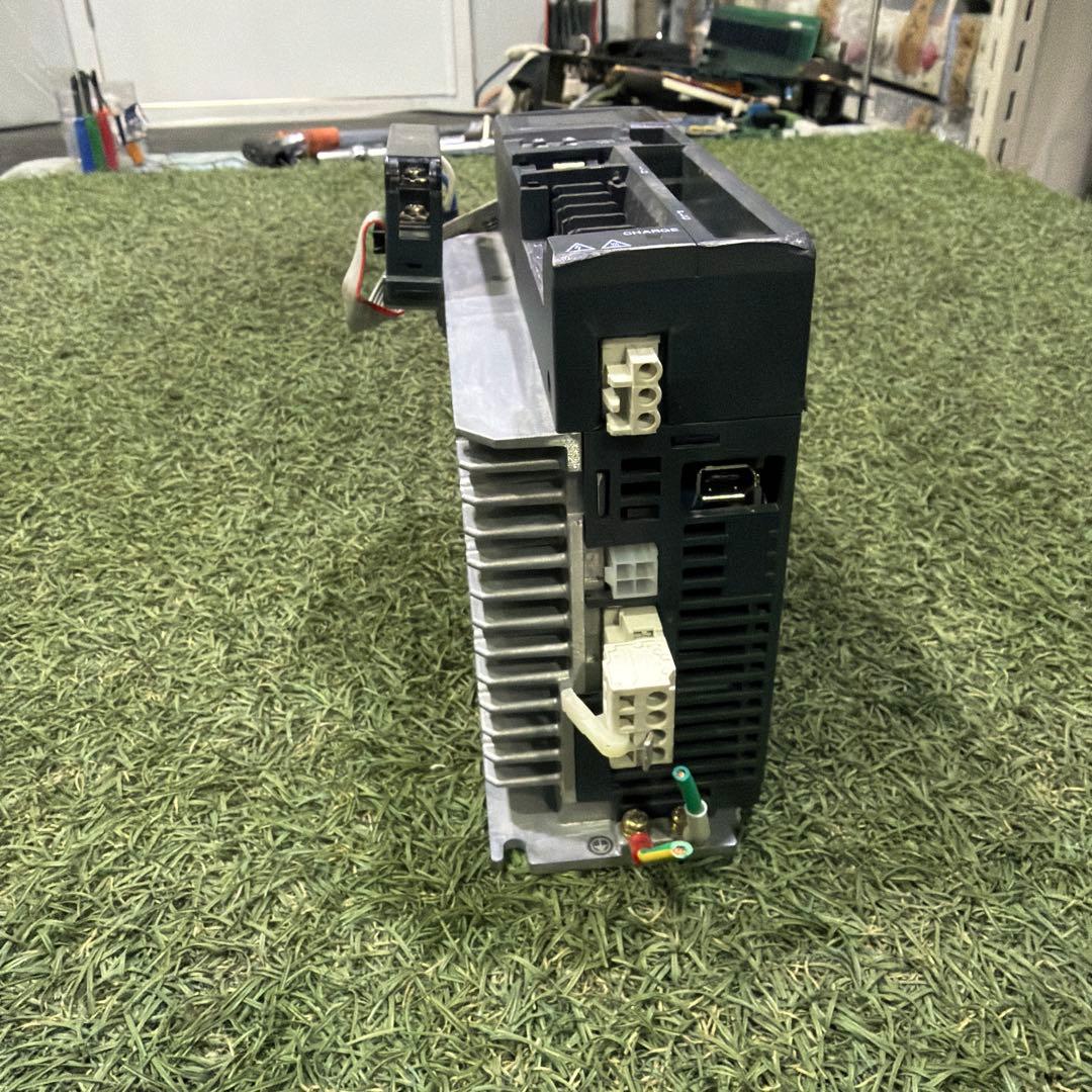 6B038 KEYENCE キーエンス MV-72 ACサーボアンプ