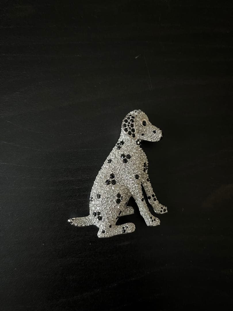 最終値下げ！【美品】スワロフスキー　ブローチ　犬