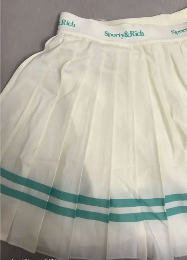 Sporty & Rich プリーツスカート アイボリー