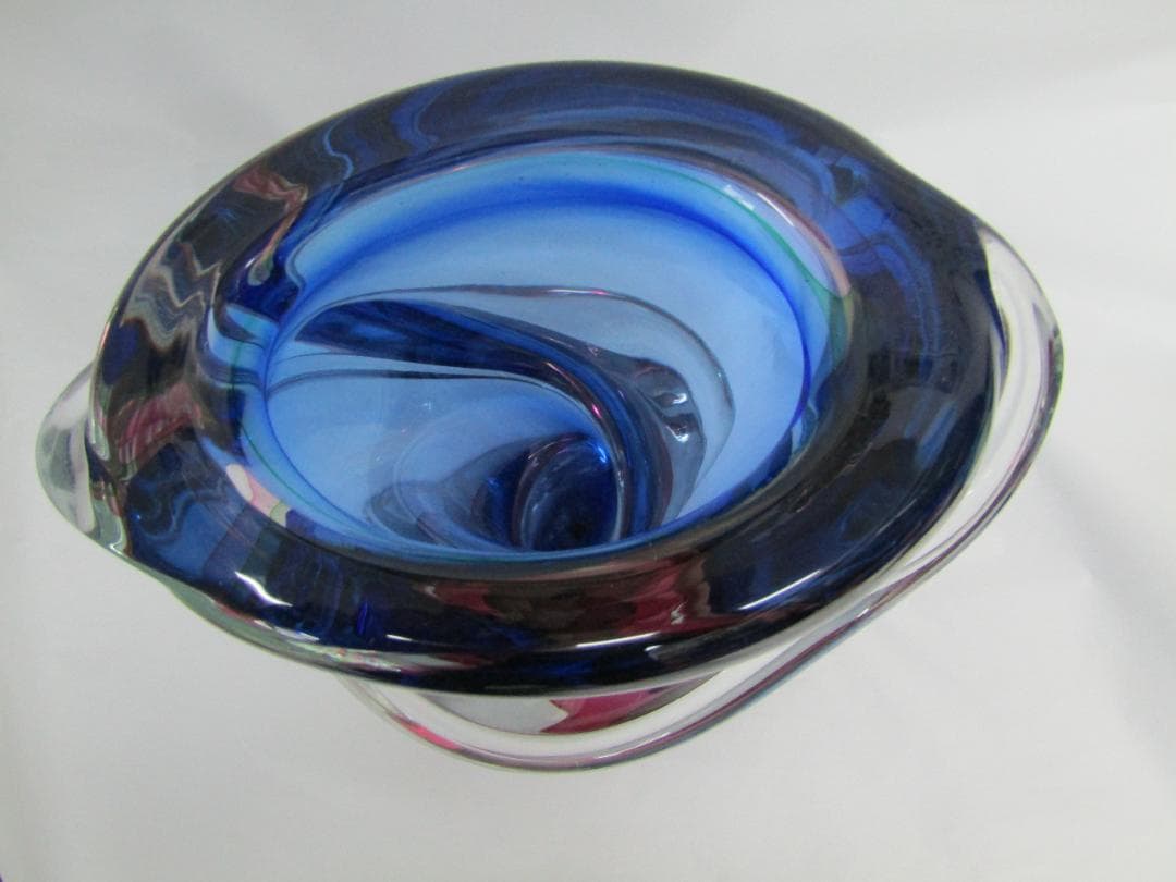 ムラーノ　クリスタルガラス　青いツイストデザインのガラス花瓶　作家物　希少品