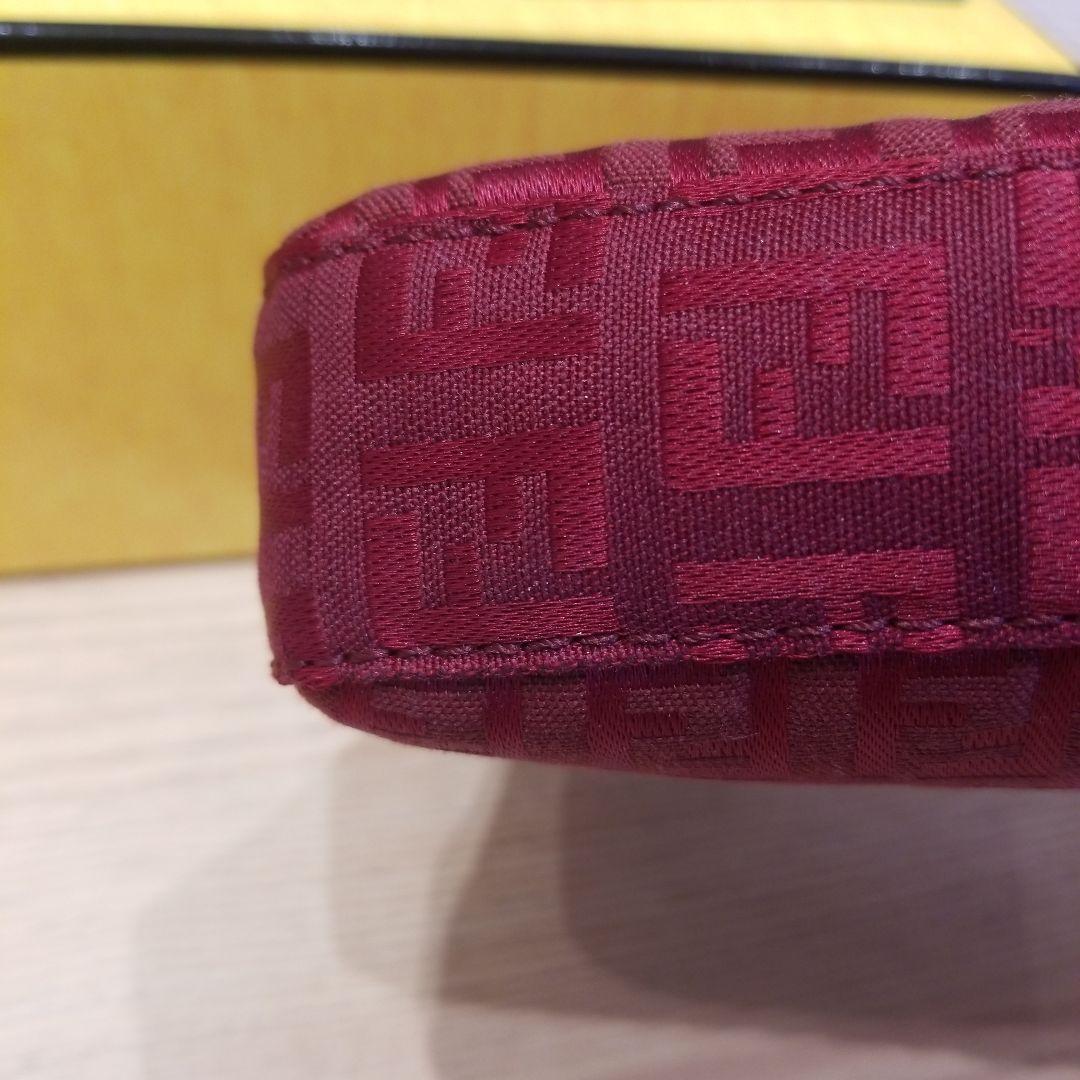 美品　FENDI ワインレッド ショルダーバッグ