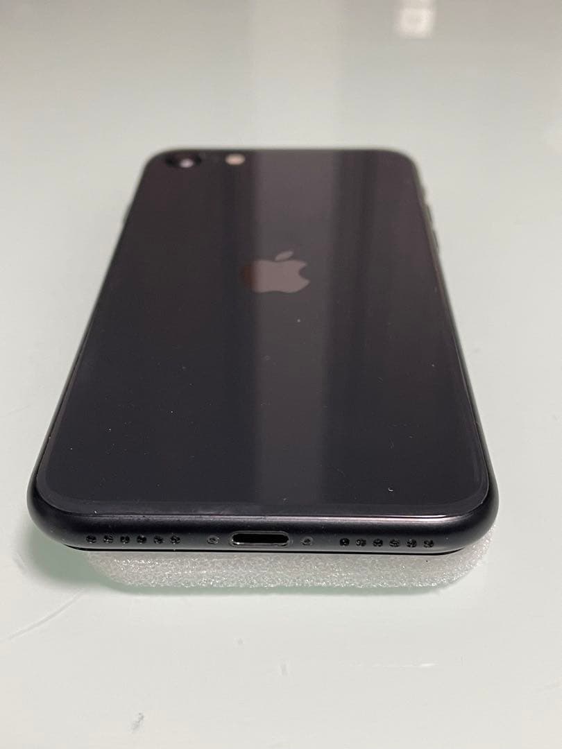 iPhone SE 第2世代 64GB バッテリー87%