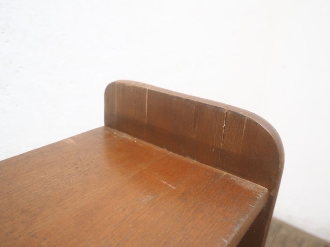 1380 薄型 レトロなディスプレイラック　飾り棚　陳列棚　本棚　ブックケース