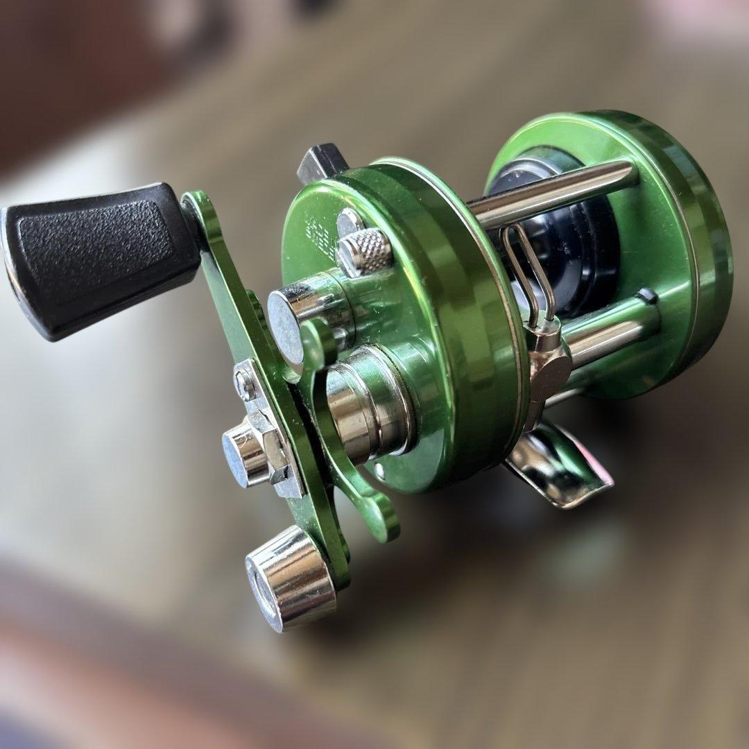 ベ*き様 ABU Ambassadeur 2500 ベイトリール グリーン