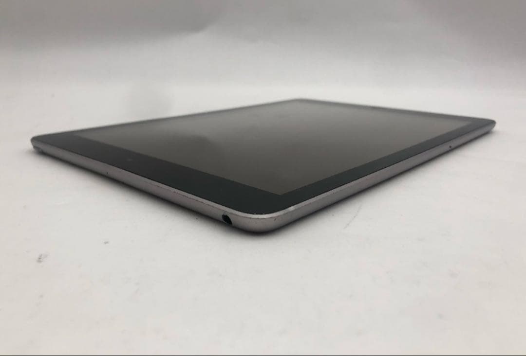 iPad 第6世代 128GB Wi-Fi グレー