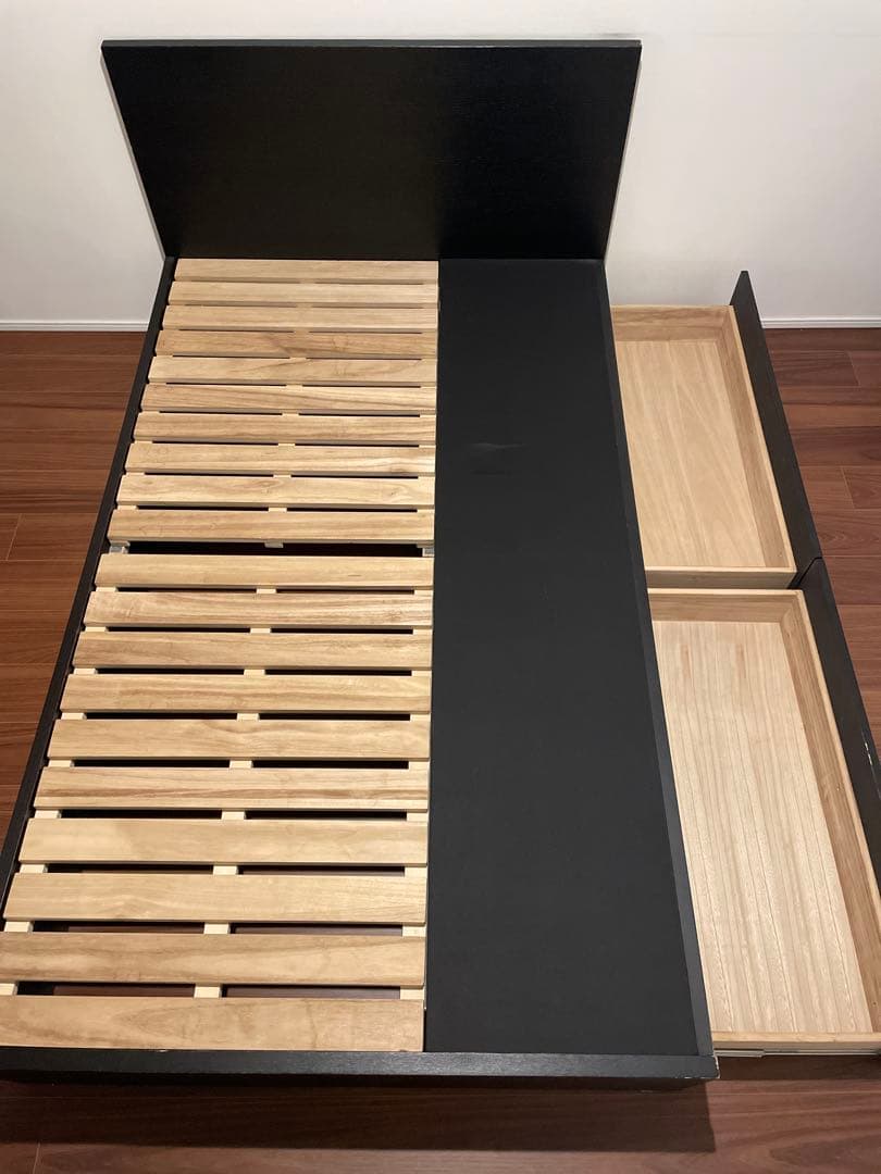 大塚家具　組み立て式　セミダブルベッド 引き出し収納付き