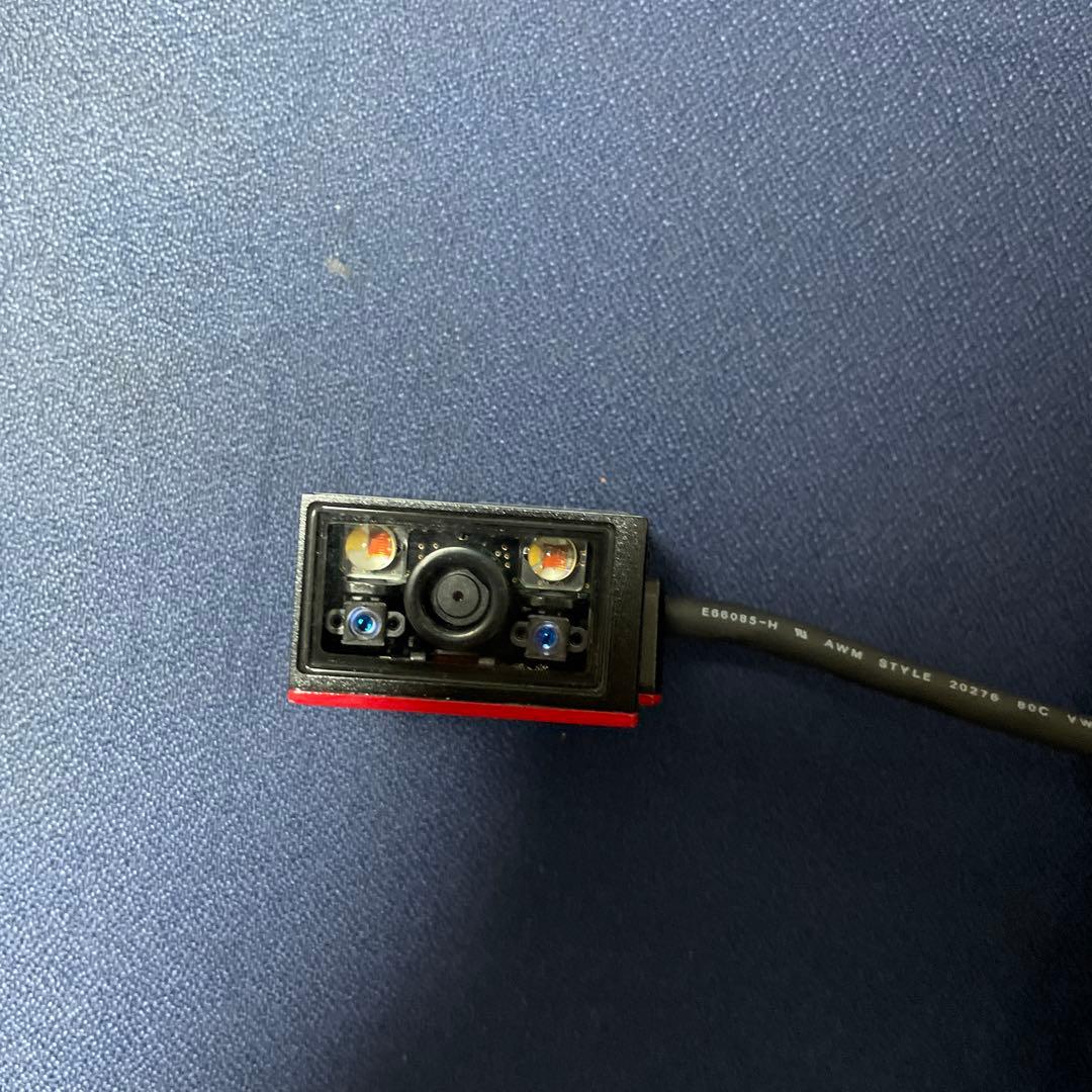 KEYENCE 超小型固定式コードリーダー SR-710