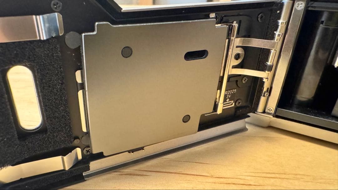 コンタックス CONTAX T2 コンパクトフィルムカメラ