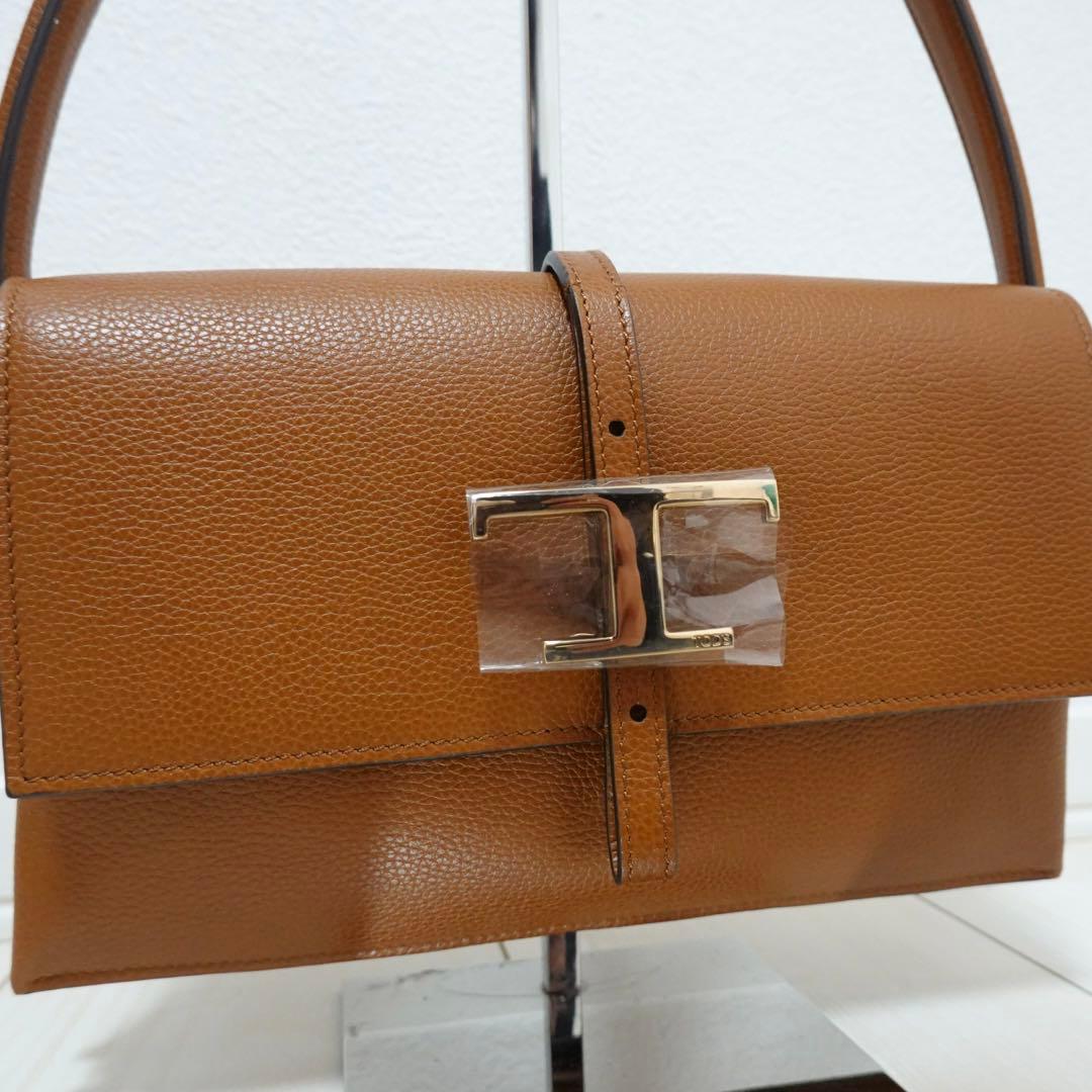 トッズ　T タイムレス　レザー　フラップ　ハンドバッグ ミニ　2way