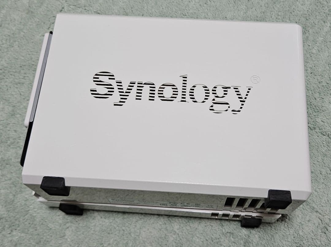 ディスプレイカバー Synology DiskStation NAS DS218j