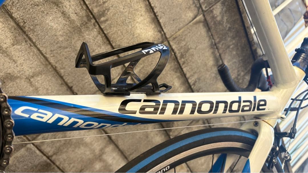 [引き取りなら一万円引き]Cannondale ロードバイク CAAD8