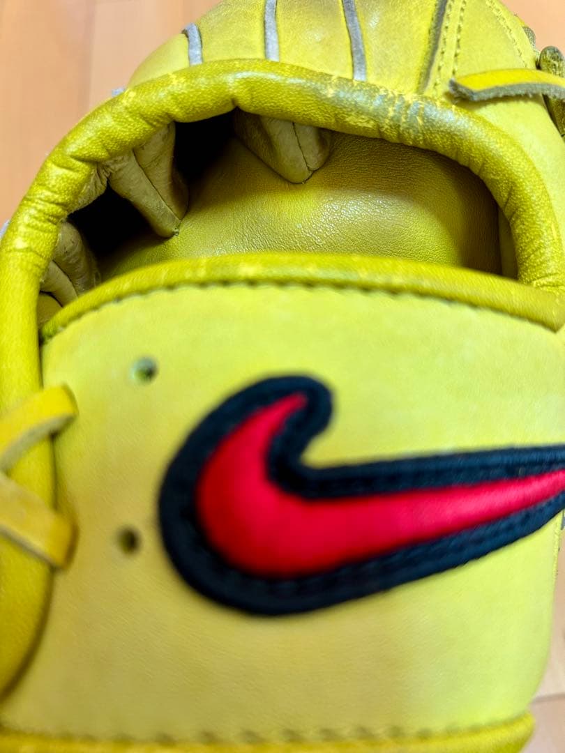 ナイキ　ダイアモンドレディーα　一般軟式用グローブ