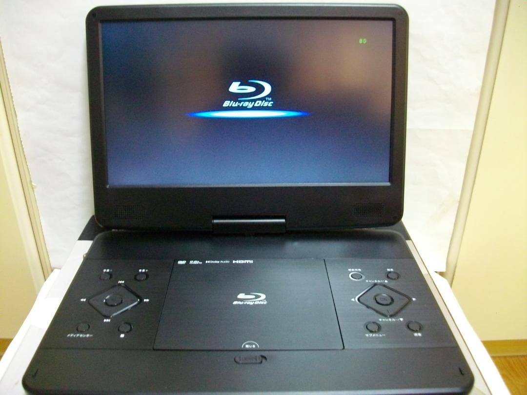 Superbe 14FPB 14インチ Blu-ray/DVDプレーヤー 展示品