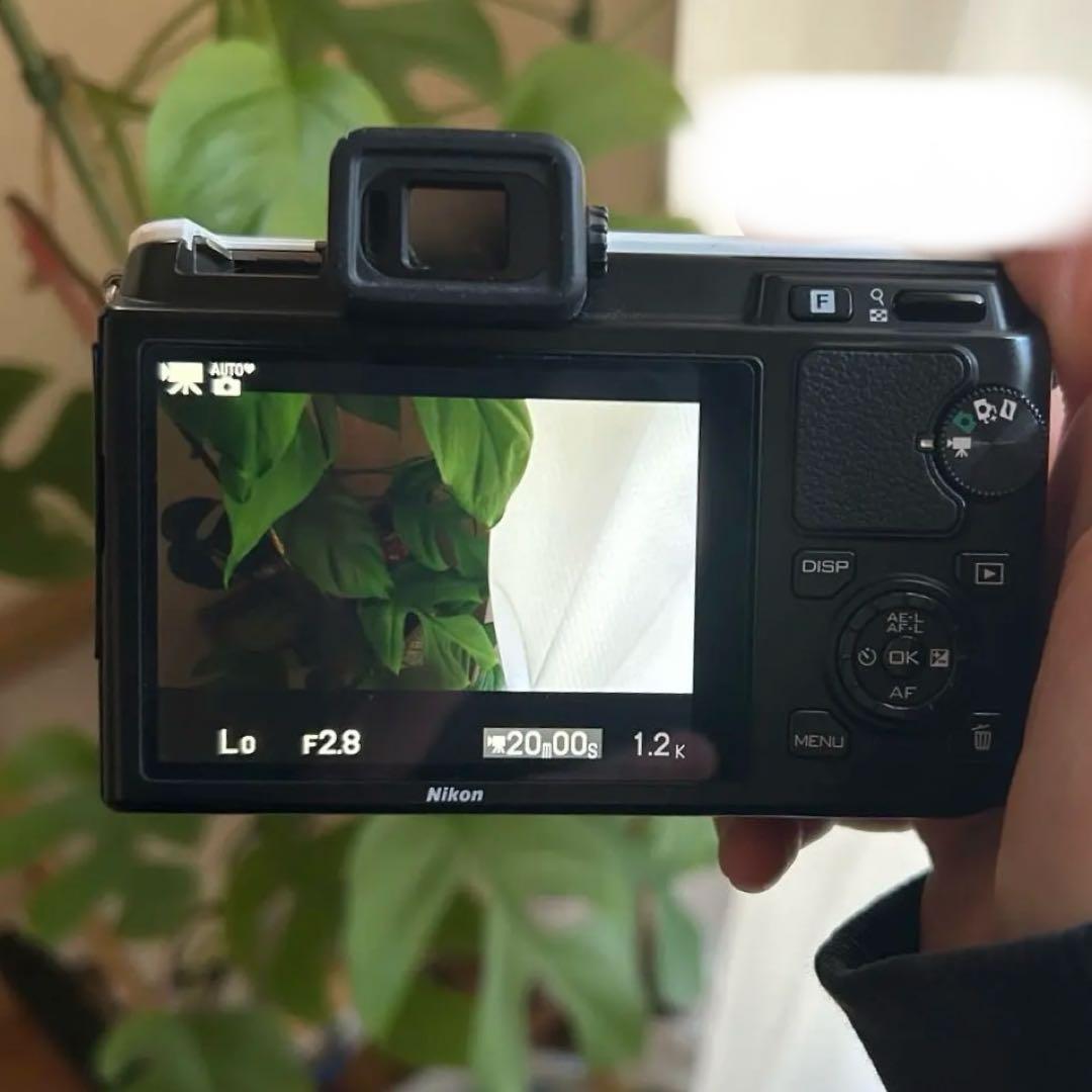 最終価格‼️Nikon 1 V1 ホワイト