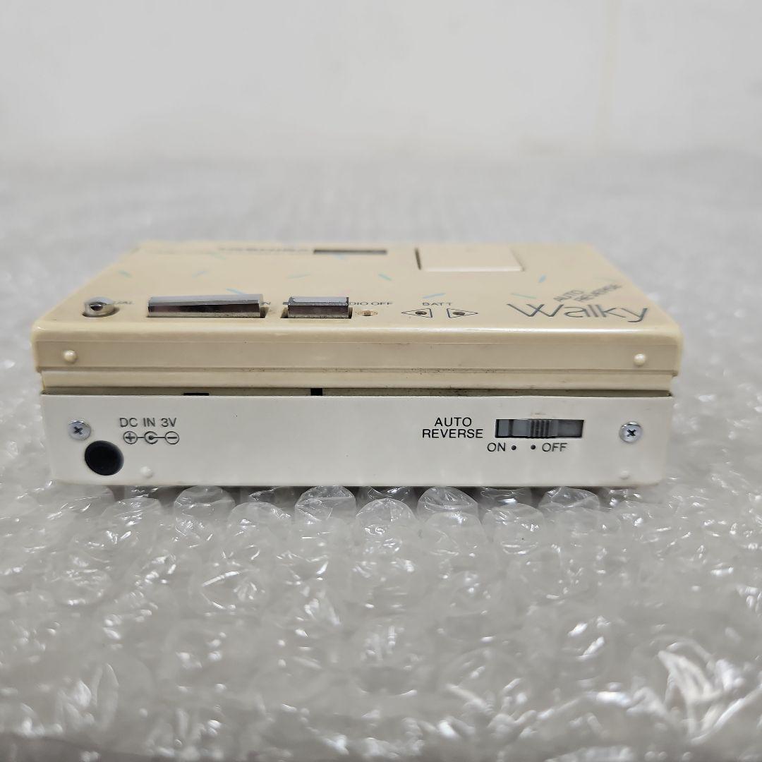 東芝　ポータブルカセットプレイヤー　Walky ウォーキーKT-AS10