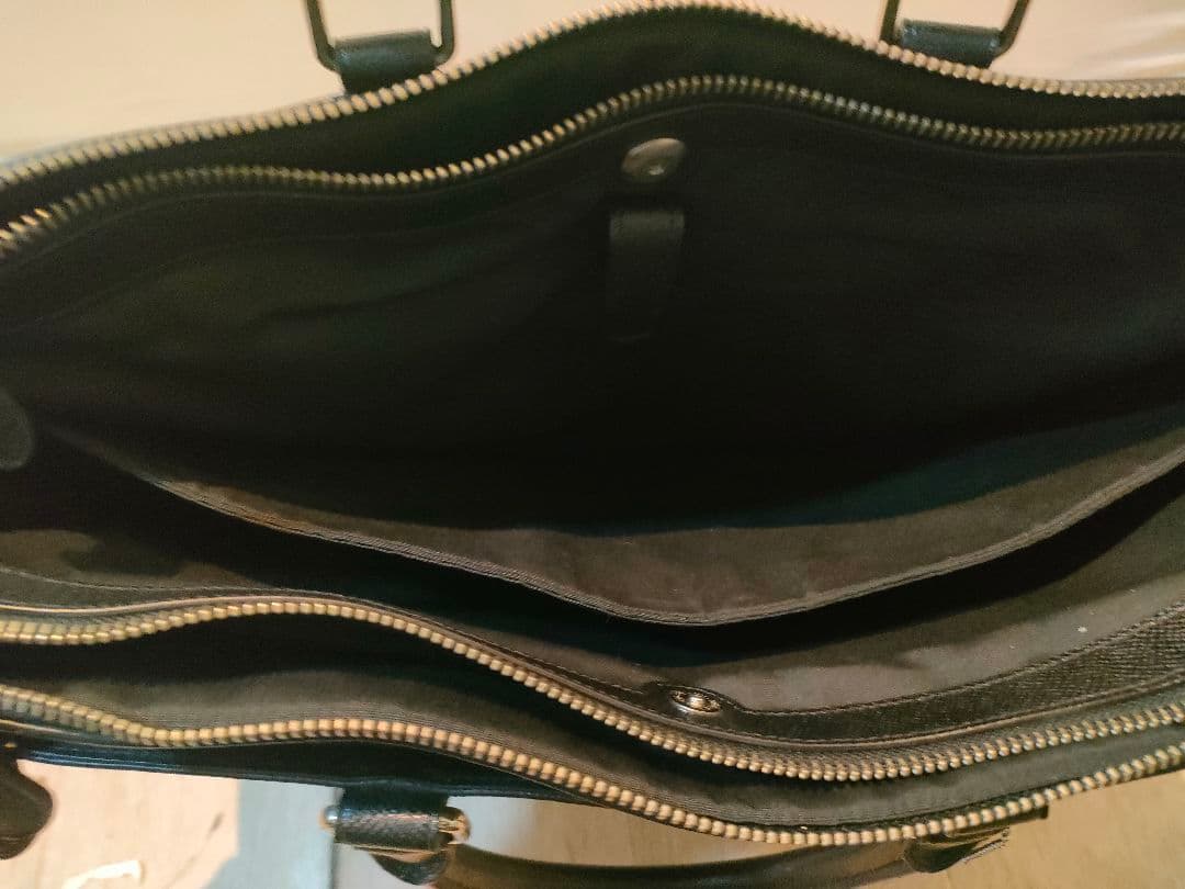 【美品】コーチ　メトロポリタン　F59141 ブラック　サフィアーノレザー