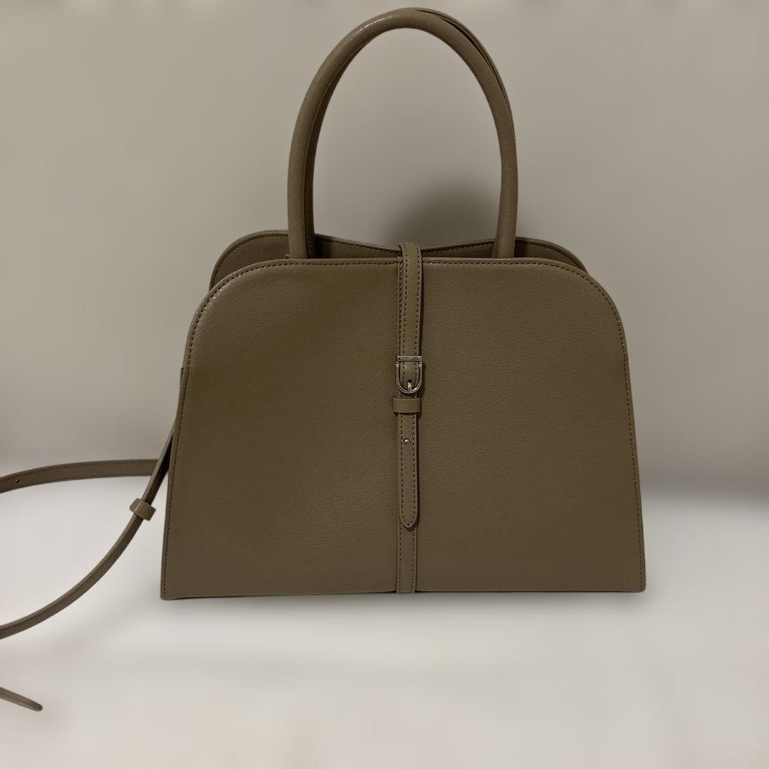 モノロウBLANC MEDIUM BAG ETOUPE 肩掛け 韓国