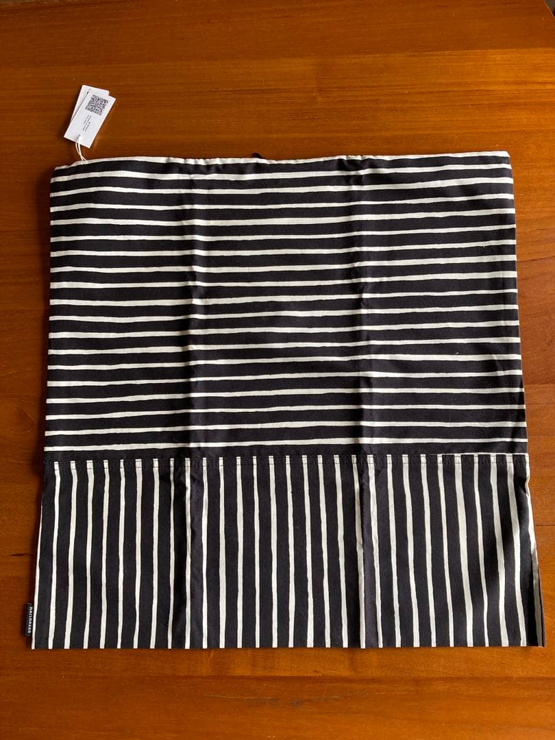 【marimekko 】　Piccolo クッションカバー