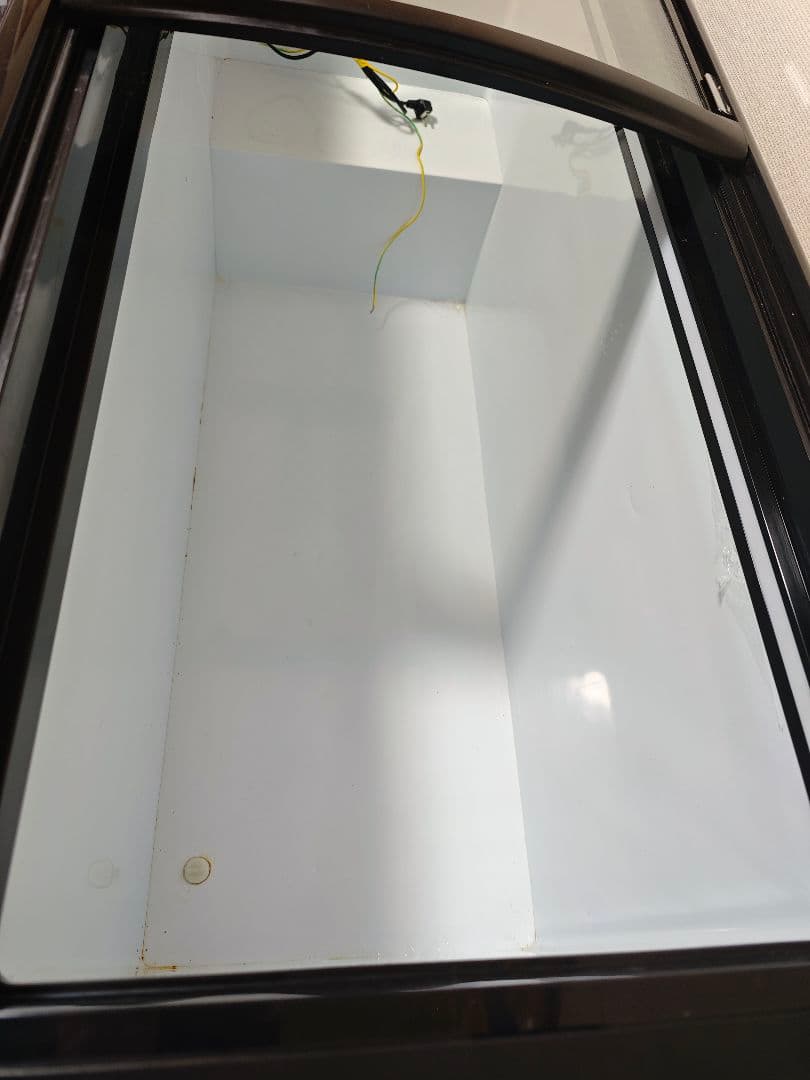 冷凍ショーケース 263L