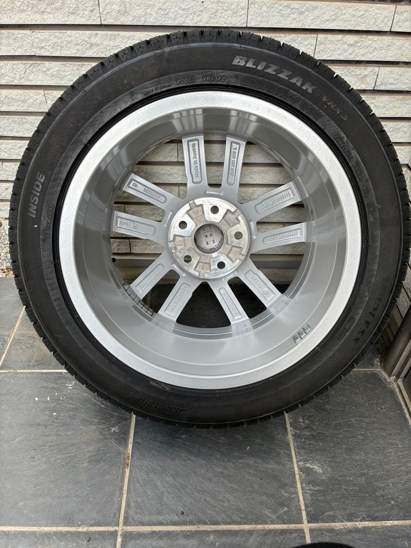 アウディA3純正17インチホイール 23年製ブリザックVRX3スタッドレス計4本