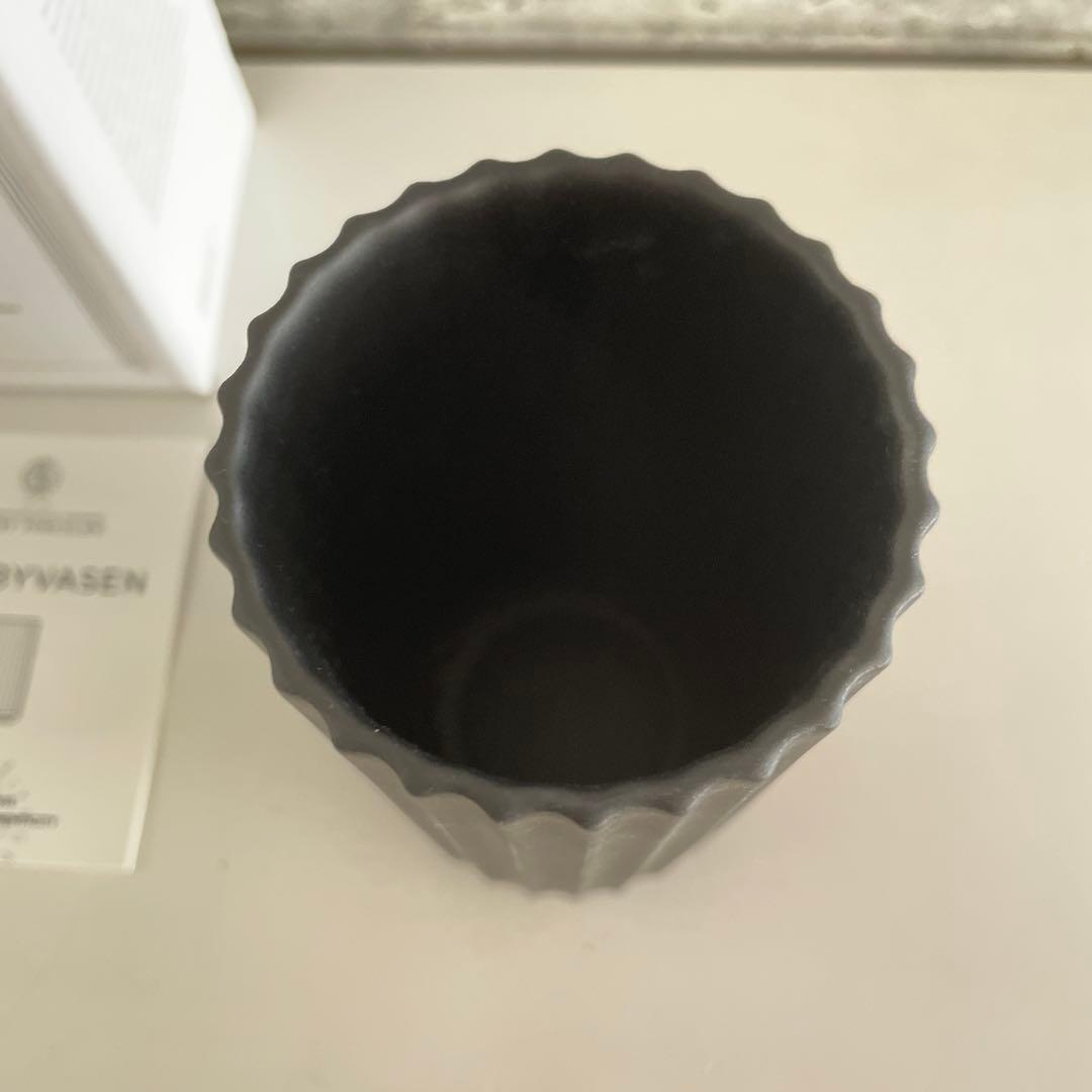 LYNGBY PORCELAEN 花瓶 12㎝ ブラック