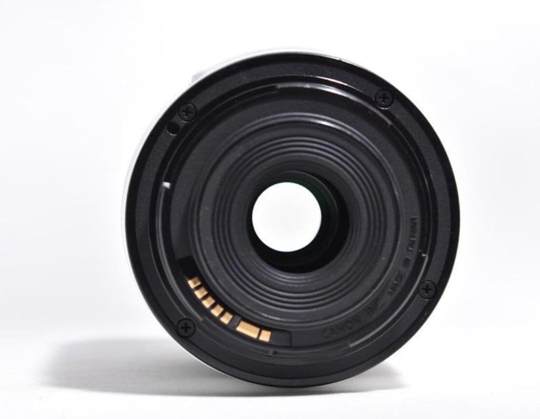 2月2日限定♪【希少ホワイト】Canon EOS Kiss X7