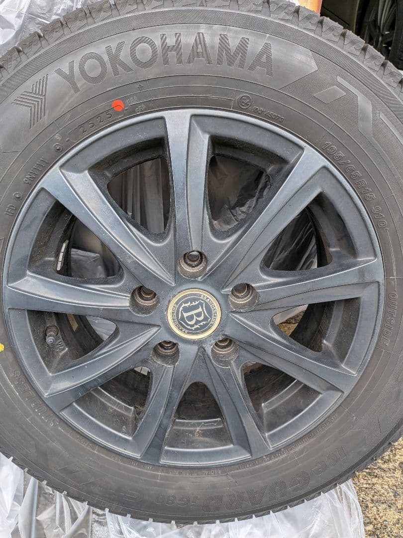 ​【2025年製タイヤ・1ヶ月使用】ヨコハマ iG80 195/65R15　4本