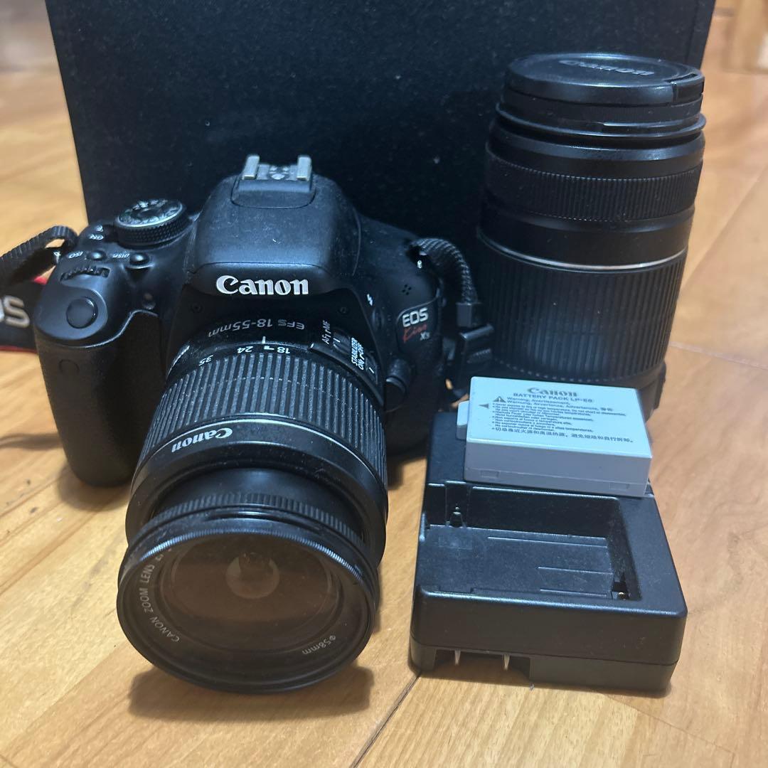 Canon EOS Kiss X5 ダブルズームキット レンズ２個付きです