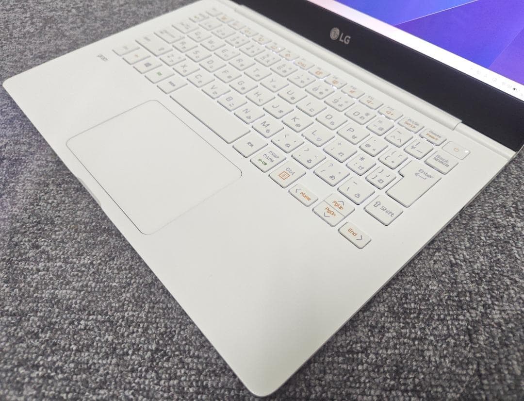 超美品 LG gram13 core i5 新品SSD512GB メモリ16GB