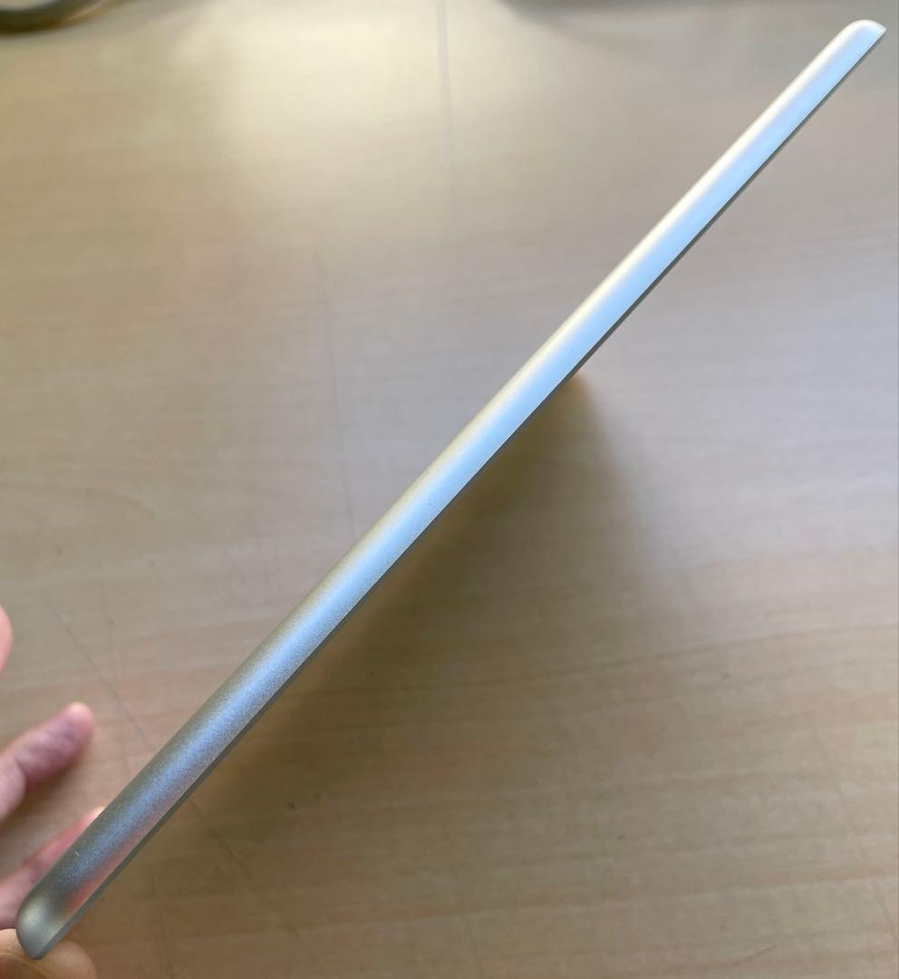 iPad 第5世代　A1822　Wi-Fiモデル　シルバー　32GB 美品　#5
