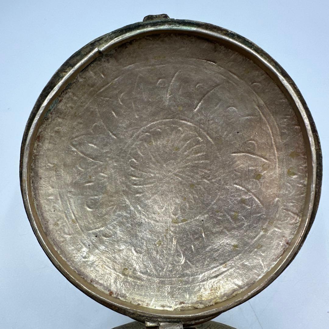 アンティーク装飾的な真鍮製鍋