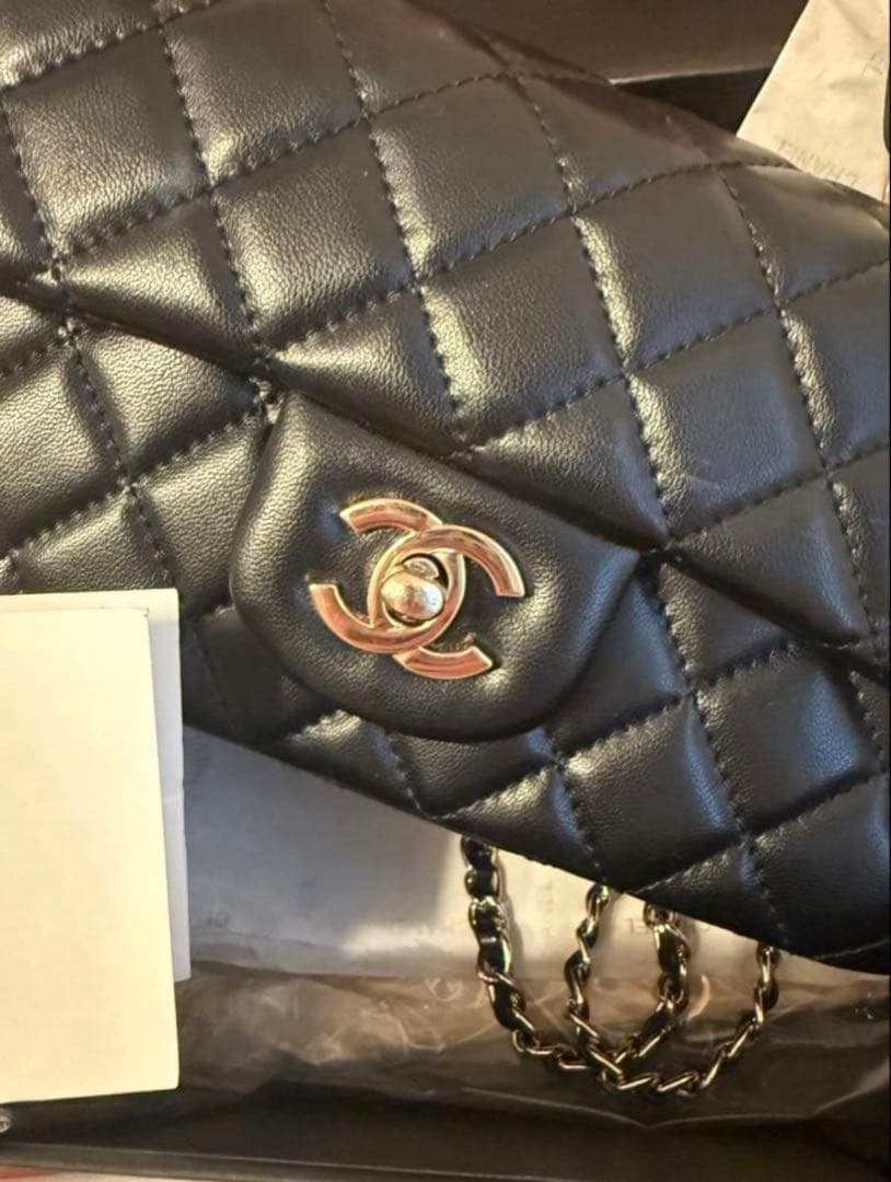 CHANEL トップハンドル フラップ ラムスキン