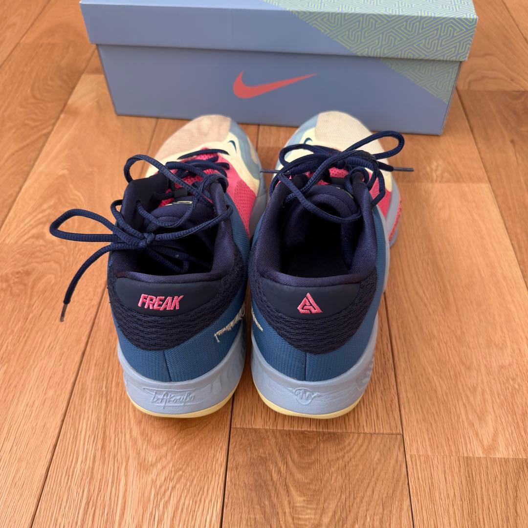 NIKE ZOOM FREAK 4 28.5cm マルチカラー★ナイキ★黒タグ付