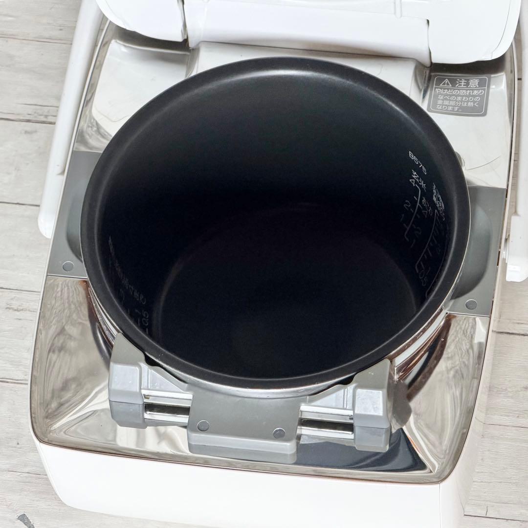 2022年製 象印「炎舞炊き」5.5合炊き炊飯器 NW-LB10 最上位機種