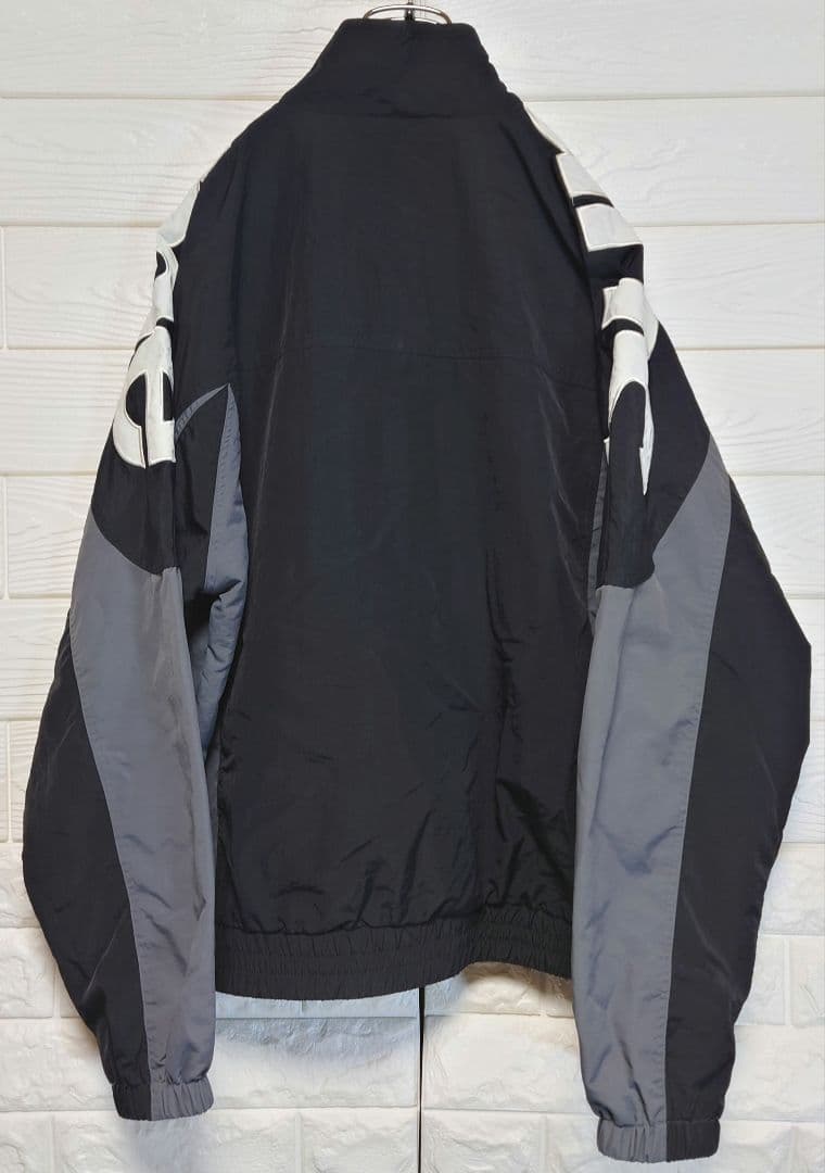 Supreme シュプリーム ジャケット ビッグロゴ ブラックグレー Mサイズ