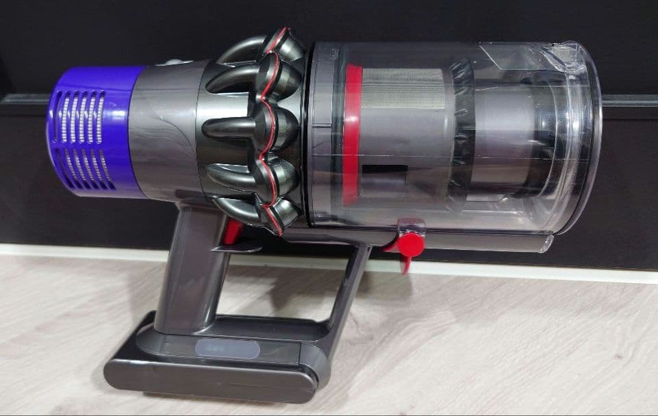 ②ダイソン dyson V10 SV12 本体のみ エコモード50分