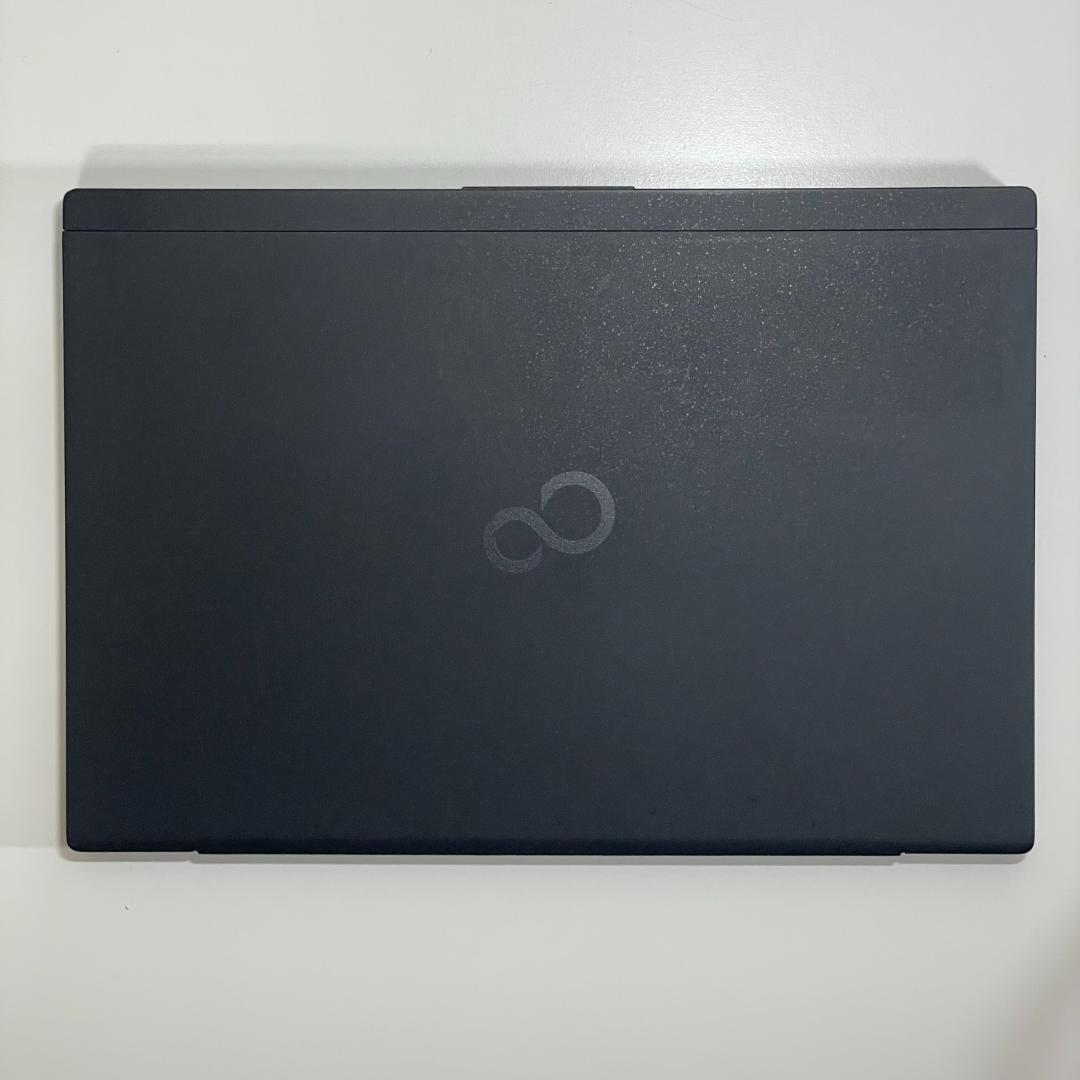 第10世代i7 富士通 U9310 ノートPC メモリ16GB SSD 薄型軽量