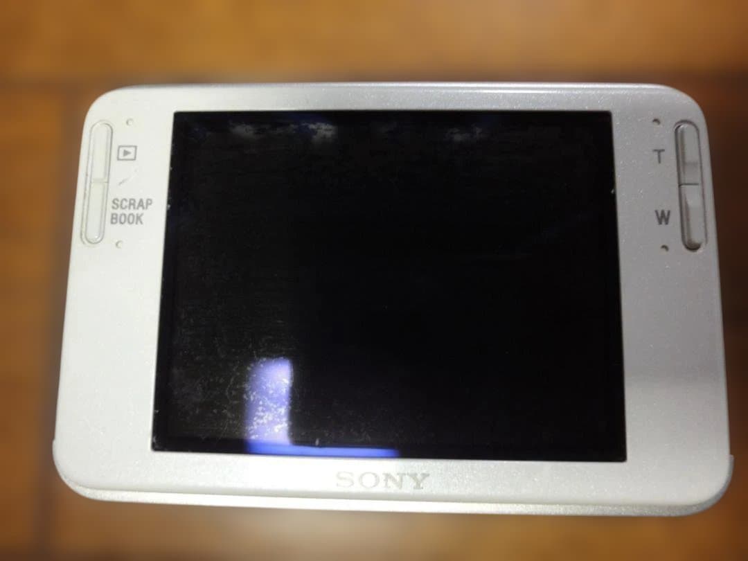 SONY ソニー Cyber-Shot DSC-T2 ホワイト　セット　中古