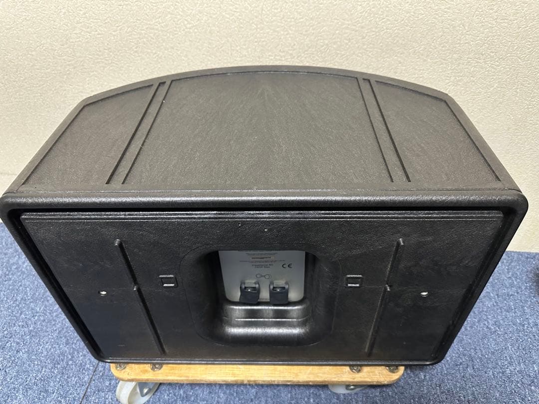 スピーカー・ウーファー Bose 802 seri III